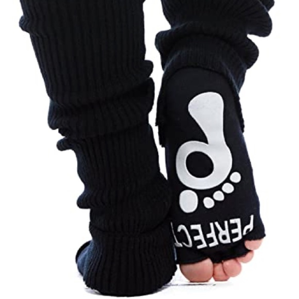 NWOT Perfect Balance World Leg Warmers/Socks
